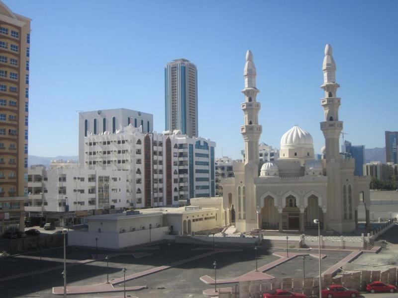 Royal Hotel Apartment Kalba Экстерьер фото