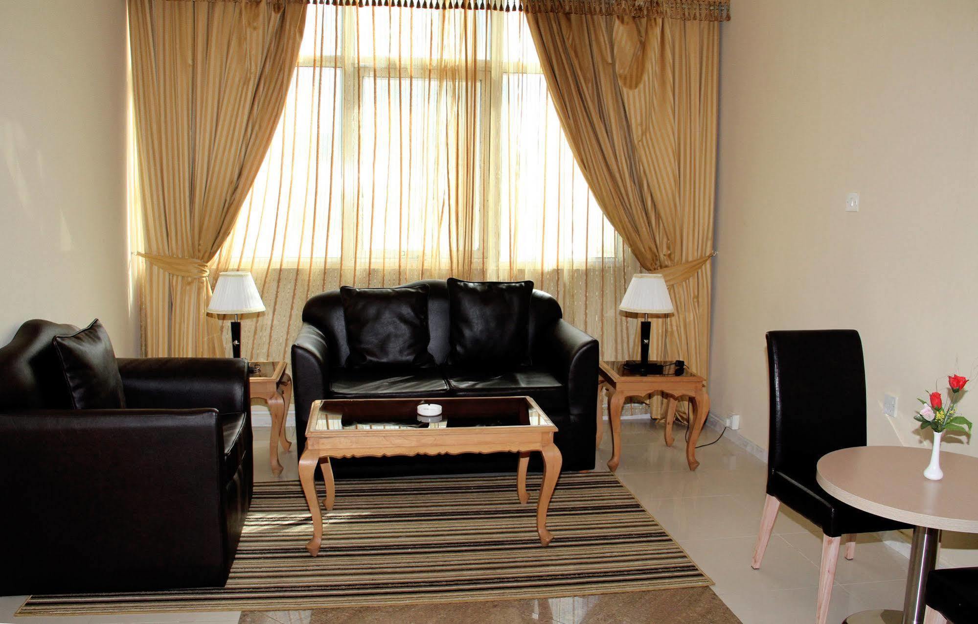 Royal Hotel Apartment Kalba Экстерьер фото